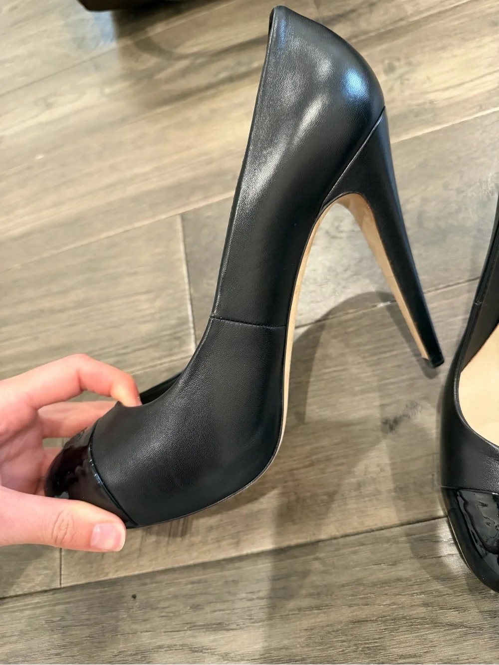 Authentic CHANEL Black Leather Pump